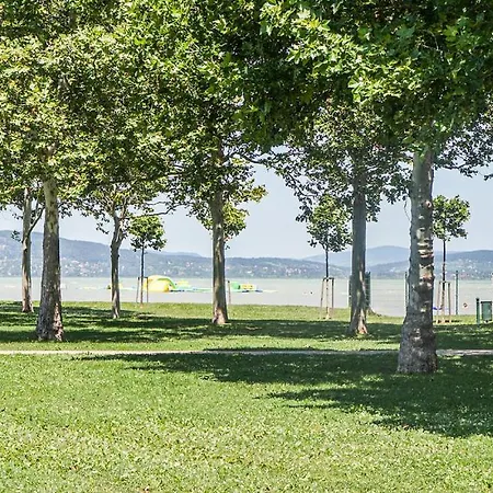 Prázdninový dům Schmidt Nyaralo *