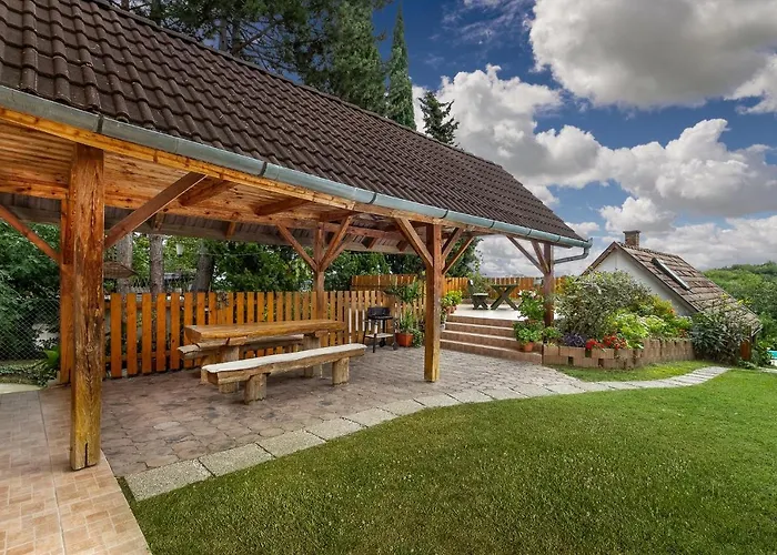 펜션 Schmidt Nyaralo